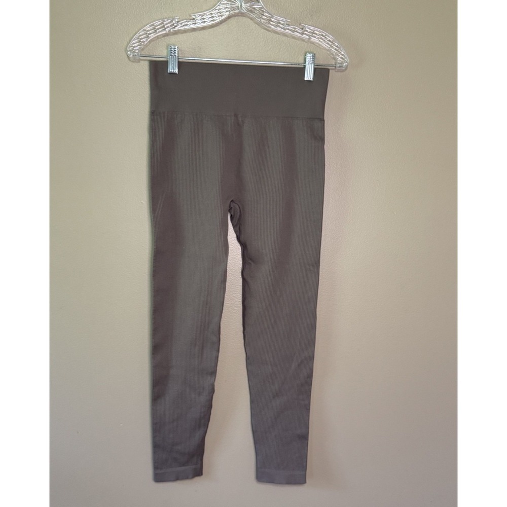 OQQ Women Brown Ribbed Athletic Pants L and Top M Activewear Set
